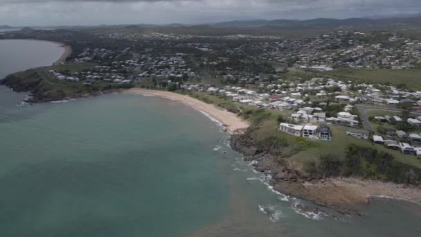 Luftaufnahme Der Küstenstadt Yeppoon Der Steinbockküste Queensland Australien Drohnenschuss — Stockvideo