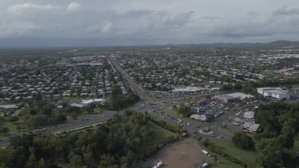Rockhampton Bölgesi Qld Avustralya Dan Park Avenue Mahallesi Trafik Hava — Stok video