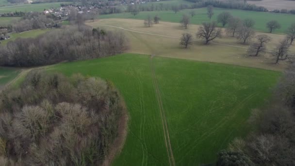 Amplio Campo Espacio Abierto Rural Verde Parroquia Nonington Pueblo Vista — Vídeo de stock