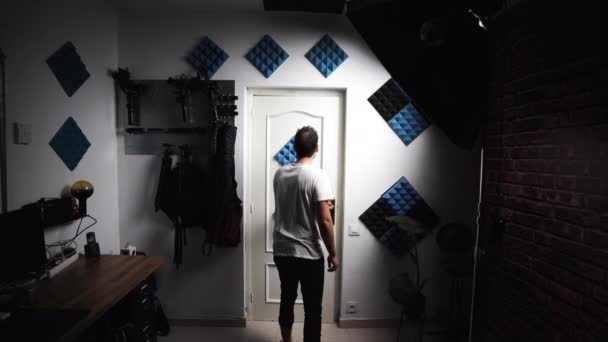 Caucasian Creative Freelancer Working His Professional Home Studio Walking Barefoot — Video