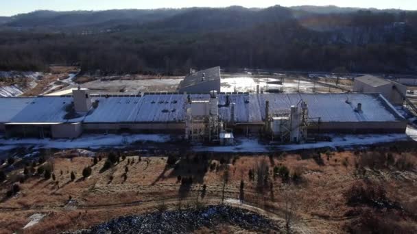 Aerial Drone Footage Panning Flying Abandoned Brick Factory Middle Winter — Wideo stockowe