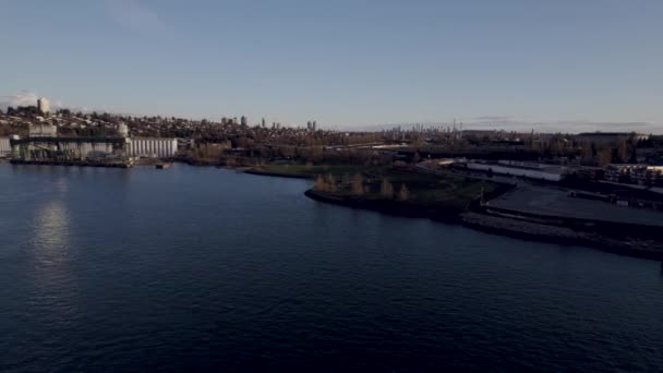 Burnaby Skyline Canada Aerial Forward Sky Copy Space — Vídeos de Stock