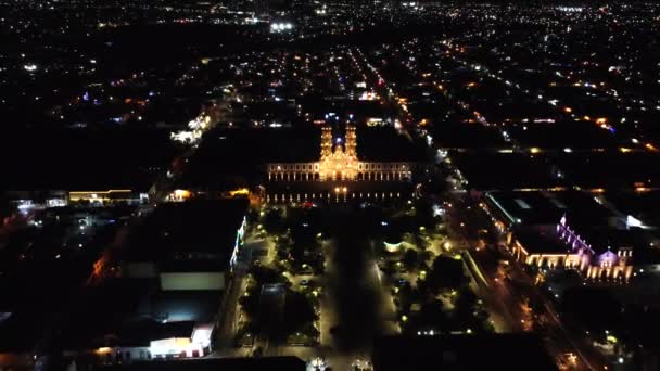 Utsikt Över Basilikan Zapopan Natten Perspektiv Bakåt — Stockvideo