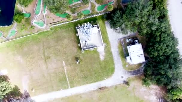 Aerial Birdseye Shot Revealing Amusement Park Structure Kissimmee Florida — стоковое видео