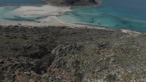 Playa Arena Blanca Con Laguna Azul Turquesa Isla Creta Grecia — Vídeos de Stock