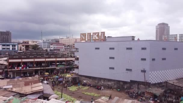 Flyover Mfoundi Market Yaounde Cameroon — Stockvideo