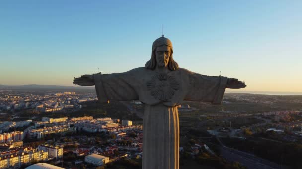 Stylistic Drone Shot Multiple Movements Focusing Christ King Statue Portugal — Stockvideo