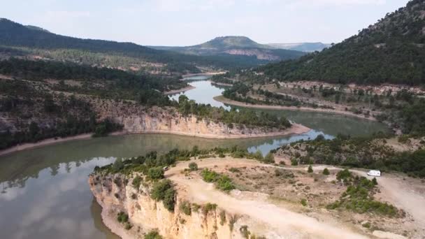 Embalse Toba Lake Στη Serrania Cuenca Ισπανία Aerial Drone View — Αρχείο Βίντεο