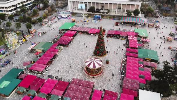 Malerische Luftaufnahme Des Skanderbeg Square Market Während Der Weihnachtszeit — Stockvideo