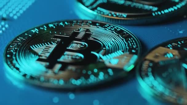 Bitcoin Concetto Estrazione Mineraria Bitcoin Sulla Parte Superiore Della Scheda — Video Stock