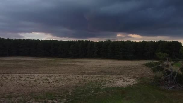 Smooth Aerial Flight Slowly Rise Drone Shot Thunderstorm Dramatic Clouds — стокове відео