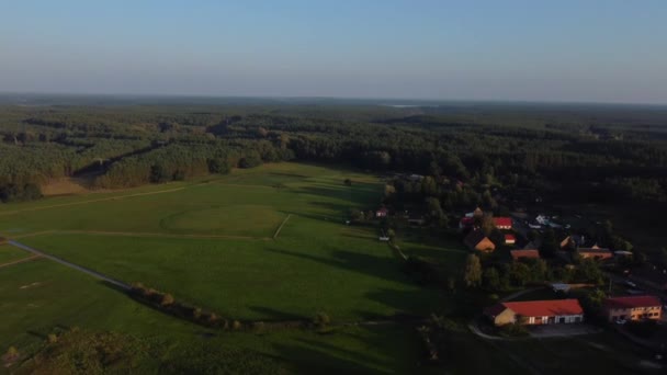 Daring Aerial Flight Rotation 360 Drone Shot Sun Set Dusk — Wideo stockowe