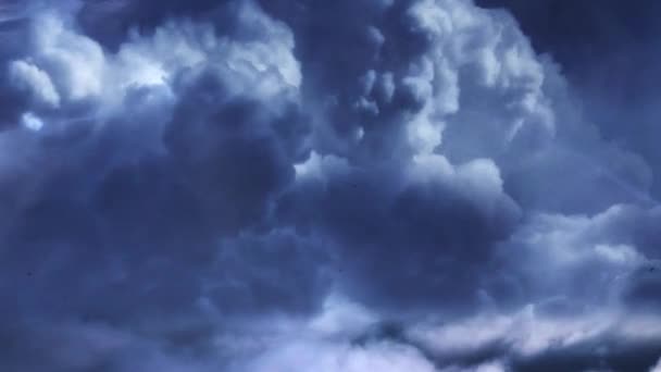 Onweer Donkerblauwe Wolken Lucht — Stockvideo