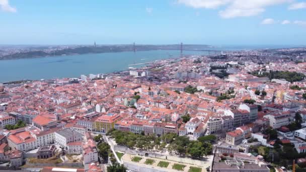 Aerial Orbiting Panoramic Shot Lisbon Abril Bridge Portugal — Stock video