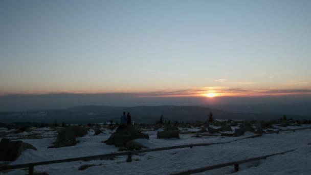 Rural Winter Landscape Sunset People Drinking Tee Broken — Wideo stockowe