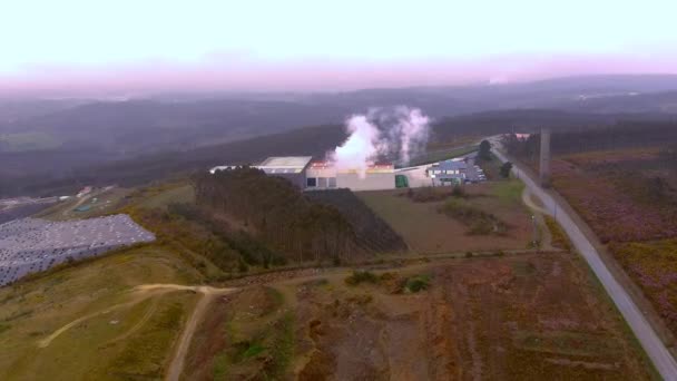 Aerial View Smoke Steam Rising Sogama Waste Treatment Plant Dolly — Stock Video