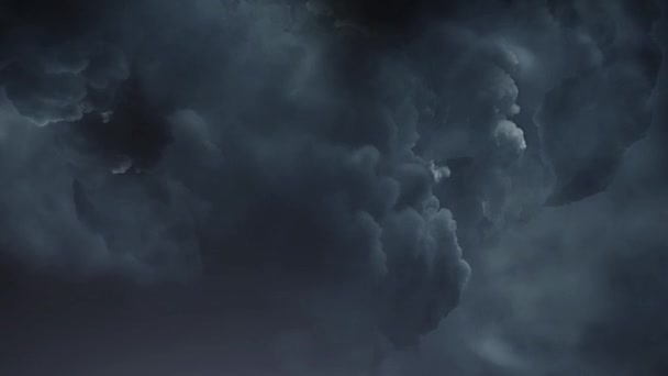 Onweersbuien Donkere Dikke Cumulonimbus Wolken Bliksemflitsen — Stockvideo