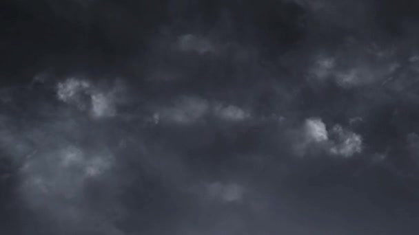 Nubes Tormenta Eléctrica Noche Con Animación Lightning — Vídeo de stock