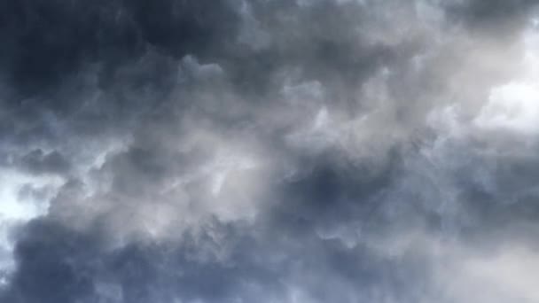 雷雨のように暗い嵐の雲と雨 — ストック動画