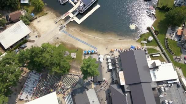 Luftaufnahme Mit Blick Auf Das Gebäude Den Strand Und Das — Stockvideo