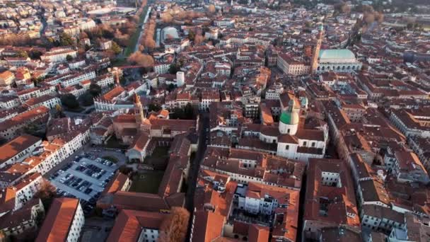 Vista Aérea Hacia Atrás Ciudad Vicenza Región Del Véneto Italia — Vídeo de stock