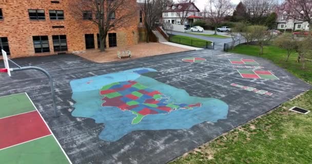 Aerial School Community View Playground Recess Approach Usa Map Painted — Stock Video