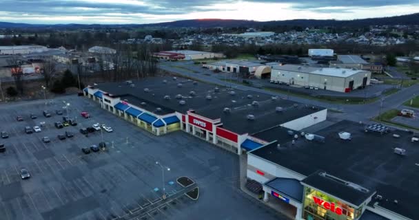 Weis Market Grocery Supermarket Staples Office Supply Store Aerial Strip — Stock Video