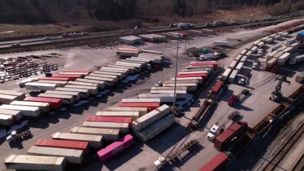 Containers Trucks Railway Vancouver Shipping Terminal Canada Aerial Backward — Vídeo de Stock