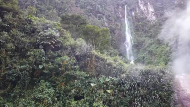 Cascata Delle Sorgenti Termali Santa Rosa Cabal — Video Stock