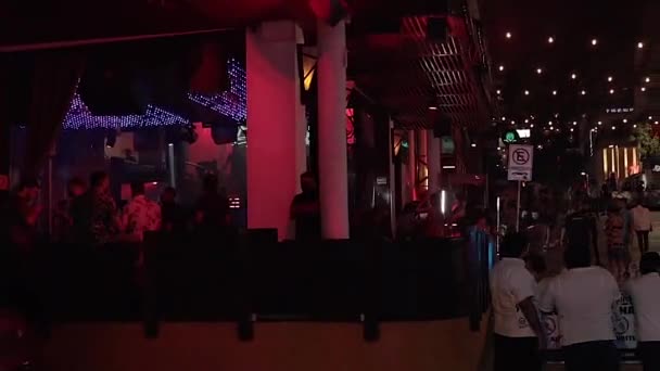 プラヤデルカーメンメキシコ12番街 パーティーゾーン夜 — ストック動画