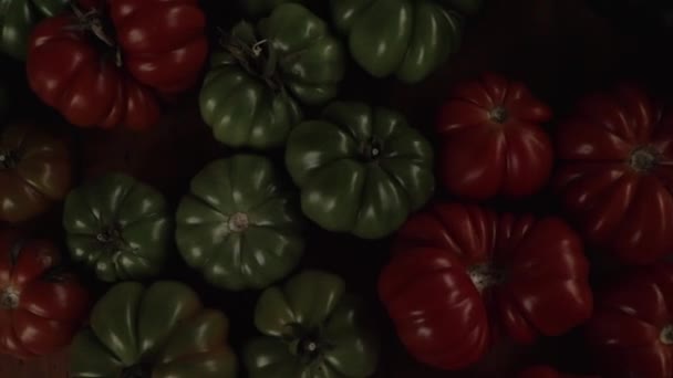 Slow Motion Shot Organic Green Red Peppers — Vídeo de Stock