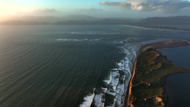 Rossbeigh Beach Kerry Ireland March 2022 Drone Pulls South High — Vídeo de stock