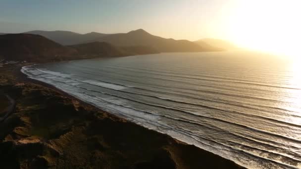 Rossbeigh Beach Kerry Ierland Maart 2022 Drone Draait Langzaam Rond — Stockvideo