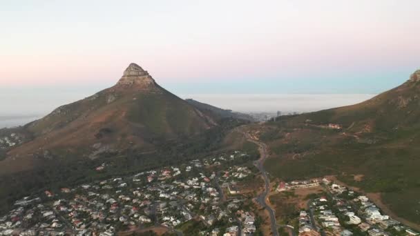 Luchtfoto Van Camps Bay Met Leeuwenkop Kaapstad West Kaap Zuid — Stockvideo