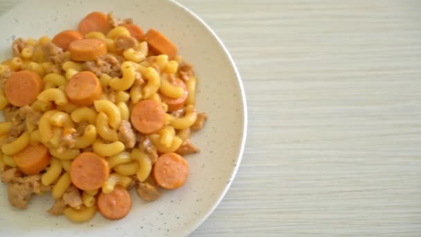 Maccheroni Con Salsiccia Maiale Tritato — Video Stock