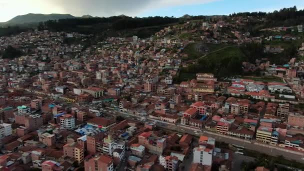Flying Neighborhood Rosaspata District Traffic Cusco Peru Aerial — Vídeos de Stock