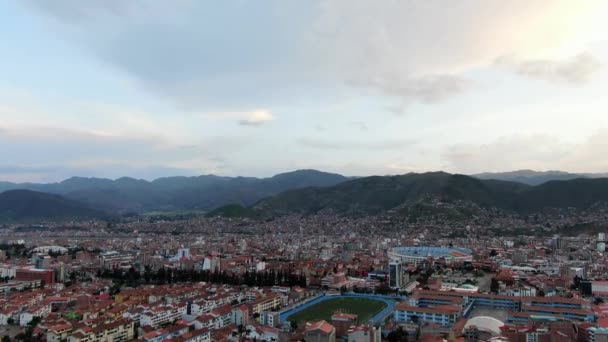 Panoramic View Cusco City Stadiums Peru Aerial Drone Shot — стоковое видео