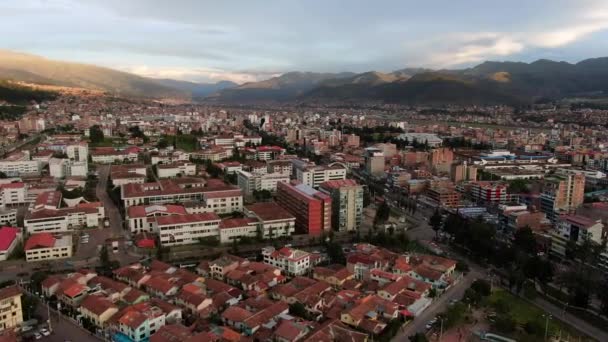 Skyline Cusco Peru Κατά Διάρκεια Της Ημέρας Εναέρια Drone Shot — Αρχείο Βίντεο