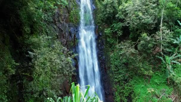 Aerial View Away Sao Nicolau Waterfall Sao Tome Africa Pull — Stock Video