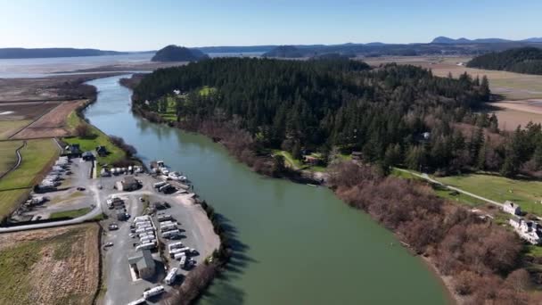 Cinematic Aerial Drone Footage Craft Island Skagit River Delta Estuary — стокове відео