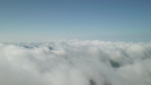 Vliegen Boven Mooie Dikke Pluizige Wolken Luchtfoto Van Zachte Witte — Stockvideo