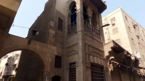 Historisk Byggnad Fasad Islamisk Arkitektur Izz Kairo Egypten Tilt — Stockvideo