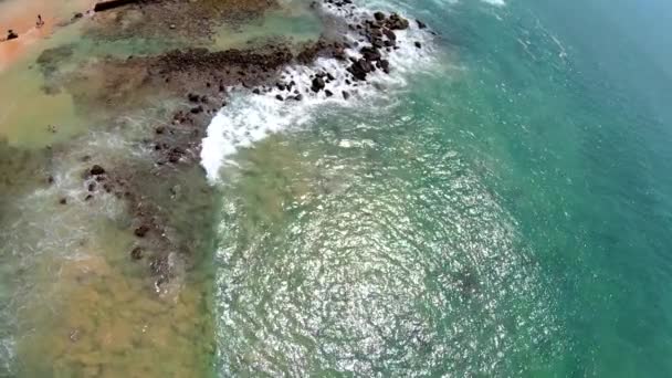 Aerial Tilt Cinematic Coastal Landscape Mirissa Sri Lanka — Stockvideo