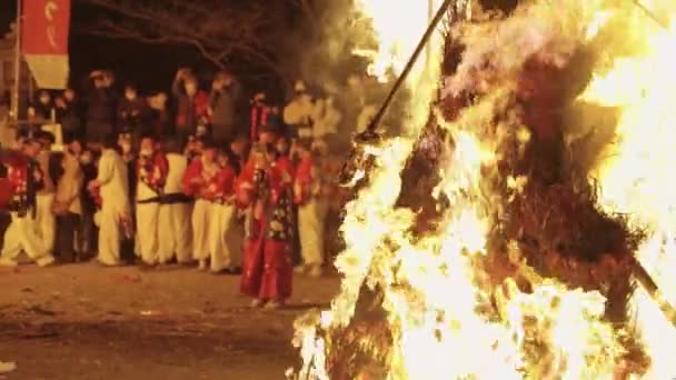 Festival Fuego Sagicho Noche Asistentes Festival Bailando Como Las Llamas — Vídeo de stock