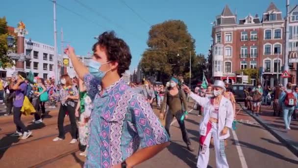 Klimaatprotestdans Nederland Medium Shot People Dancing Nederland Dag — Stockvideo