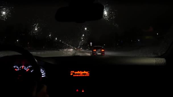 Οδήγηση Ολισθηρούς Δρόμους Της Χειμερινής Πόλης Νωρίς Πρωί Θέα Pov — Αρχείο Βίντεο