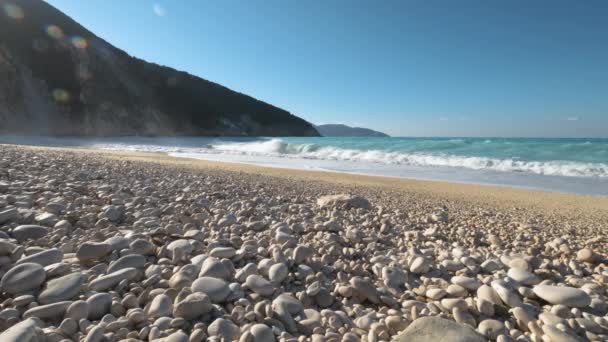 Pebble Beach Beautiful Blue Sea White Waves — стокове відео