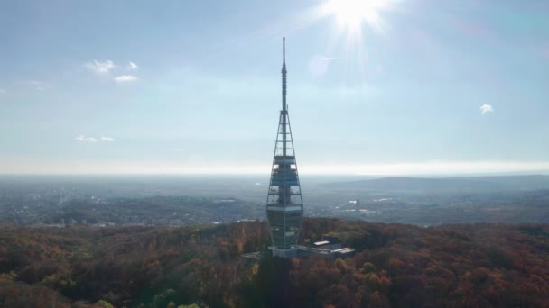 Aerial Orbit View Tower Large Antenna Called Kamzik Bratislava Slovakia — 비디오