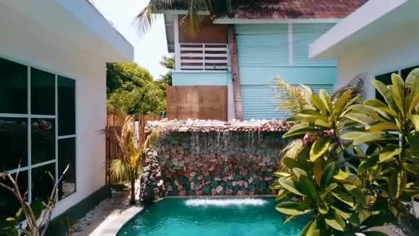 Lüks Bir Otel Havuzunda Tropik Beyaz Kumlu Rüya Kumsal Adası — Stok video