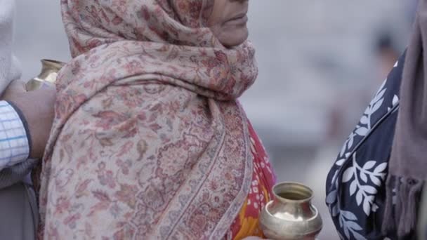 Dévots Hindous Indiens Âgés Pendant Pèlerinage Kedarnath Kedarnath Uttarakhand Inde — Video